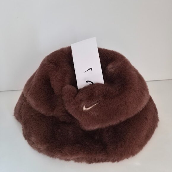 Nike Naomi Osaka ApexFaux fur Hat FJ6302-259 Size S - Picture 3 of 4